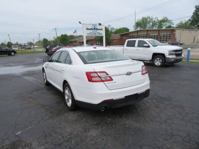 2015 Ford Taurus