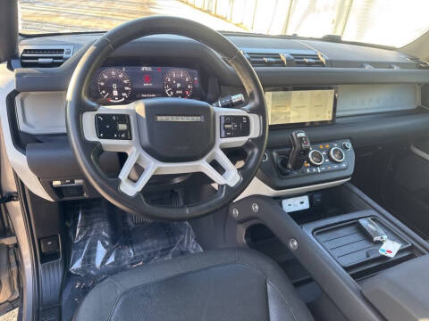 2020 Land Rover Defender 110 SE