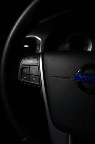 2013 Volvo S60 T5 Premier Plus