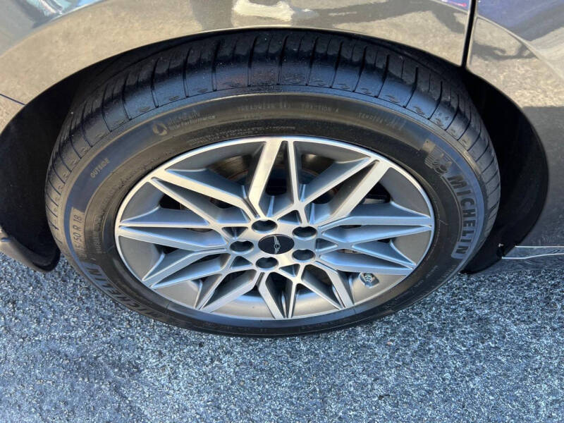 2025 Genesis G80 2.5T