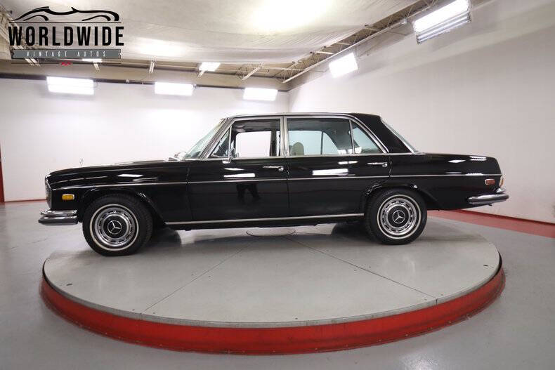 1972 Mercedes-Benz 300-Class