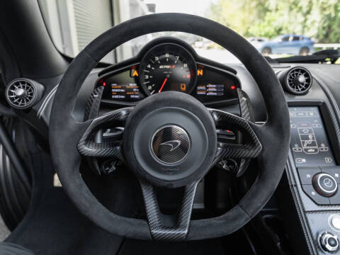 2016 McLaren 675LT Spider