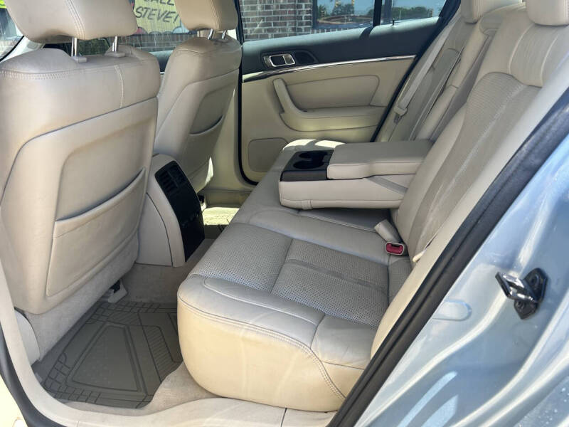 2009 Lincoln MKS