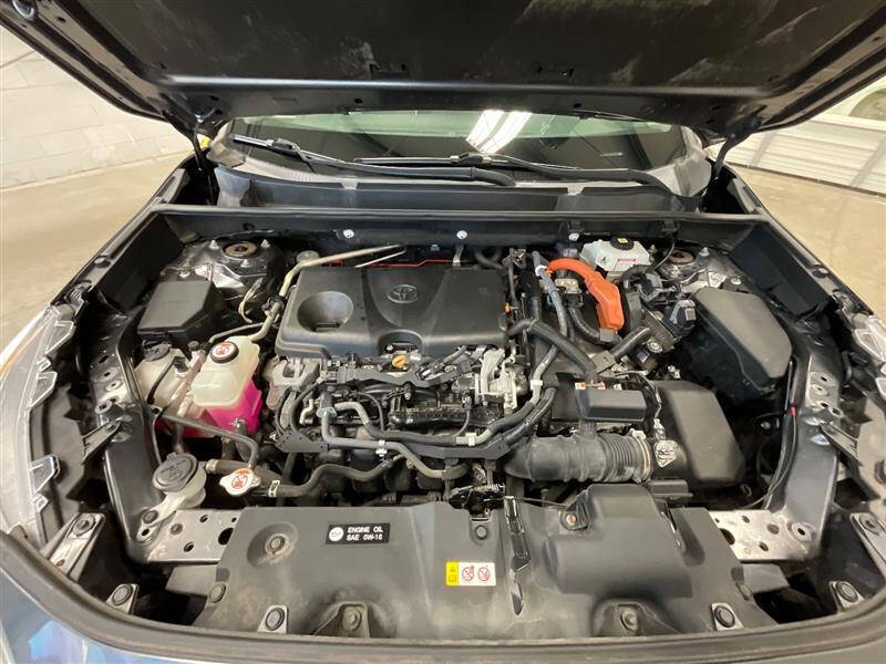 2021 Toyota RAV4 Hybrid XLE