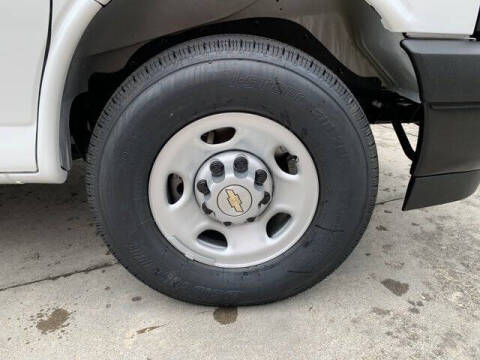 2025 Chevrolet Express 2500