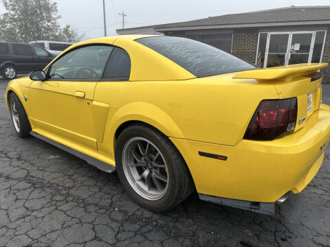 2004 Ford Mustang GT Deluxe