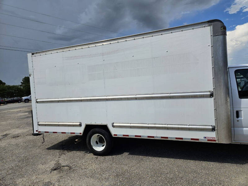 2022 Ford E-Series E-350 SD