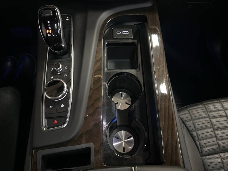 2024 Cadillac Escalade Sport Platinum