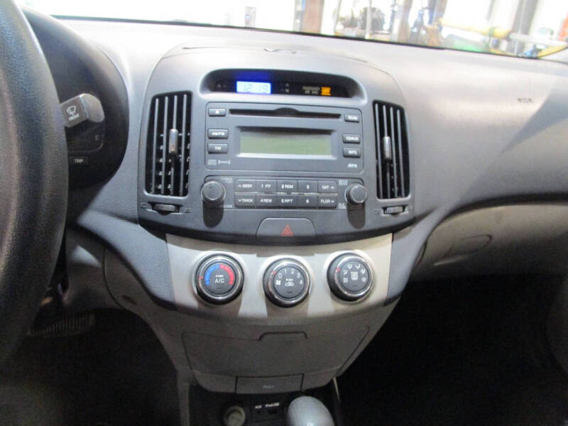 2010 Hyundai Elantra Blue