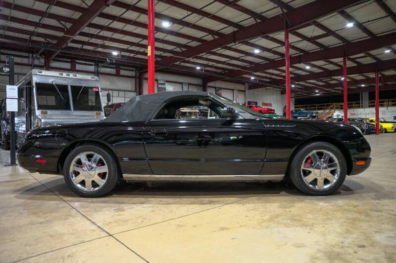 2002 Ford Thunderbird Deluxe