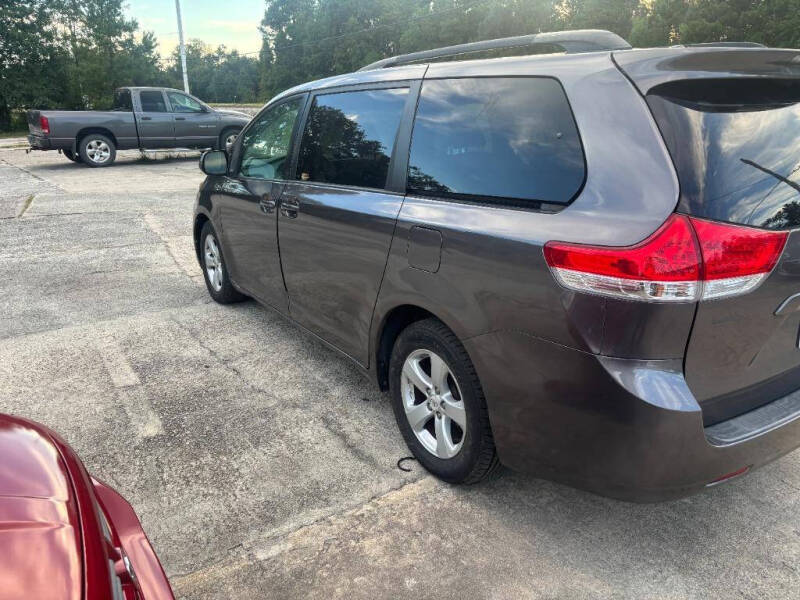 2011 Toyota Sienna