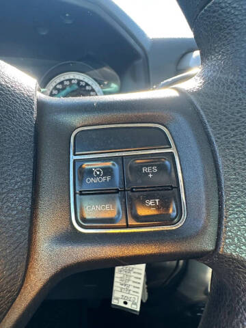 2013 RAM 1500 SLT