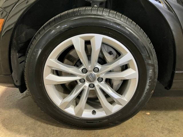 2019 Audi Q7 quattro SE Premium 45 TFSI