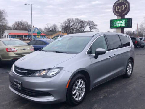 2017 Chrysler Pacifica Touring