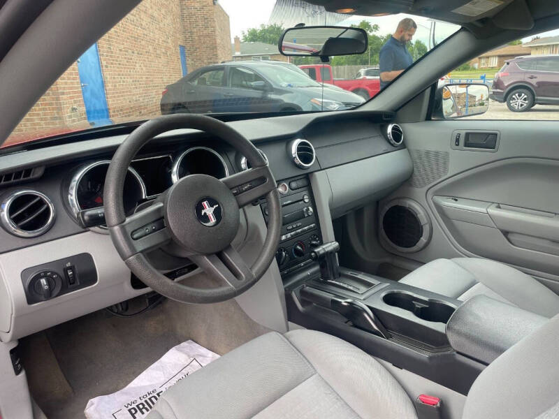 2005 Ford Mustang V6 Premium