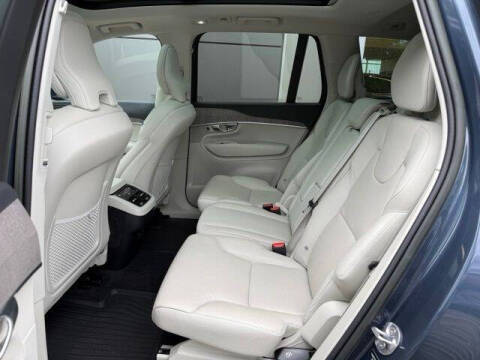 2023 Volvo XC90 B6 Core
