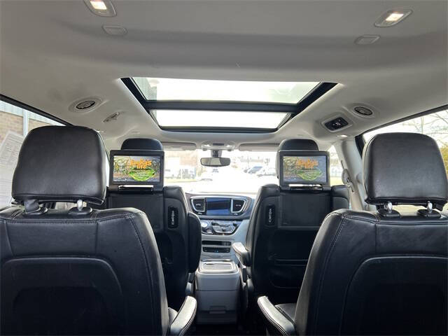 2018 Chrysler Pacifica Touring L Plus