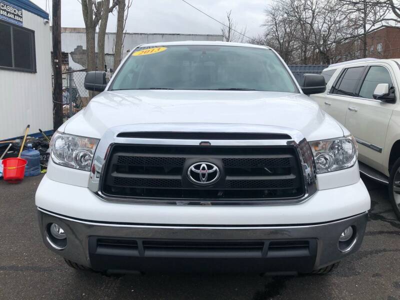 2013 Toyota Tundra for sale at OFIER AUTO SALES in Freeport NY