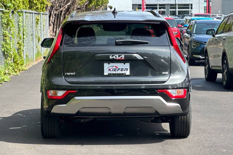 2025 Kia Niro EX Touring