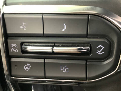 2025 GMC Yukon Elevation