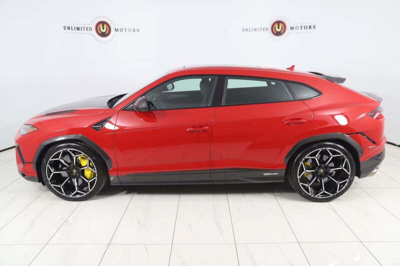 2024 Lamborghini Urus Performante