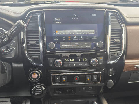 2023 Nissan Titan Platinum Reserve
