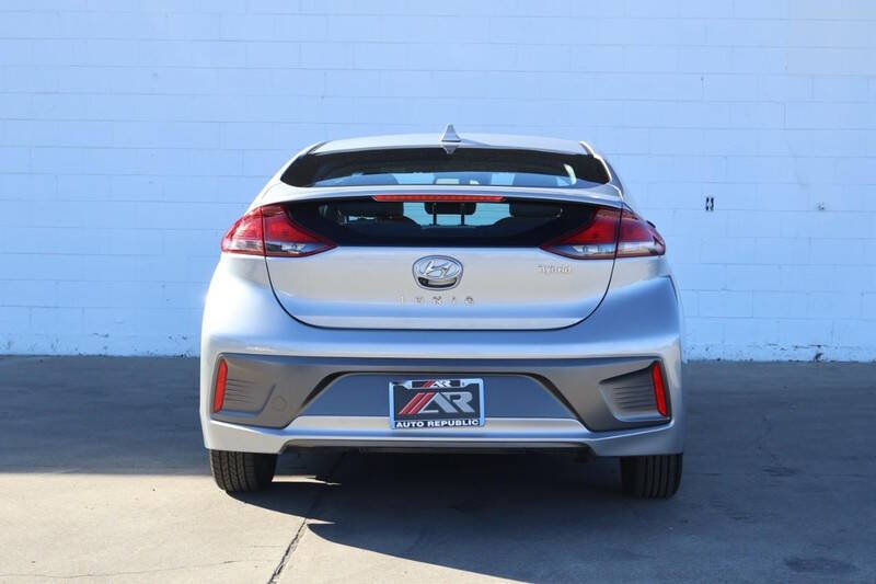 2021 Hyundai Ioniq Hybrid SE