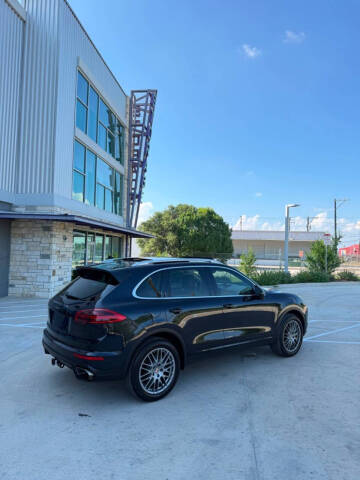 2016 Porsche Cayenne