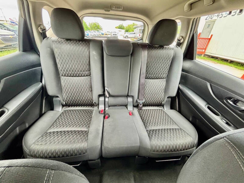 2019 Nissan Rogue S