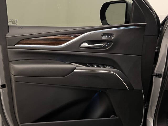 2021 Cadillac Escalade ESV Luxury