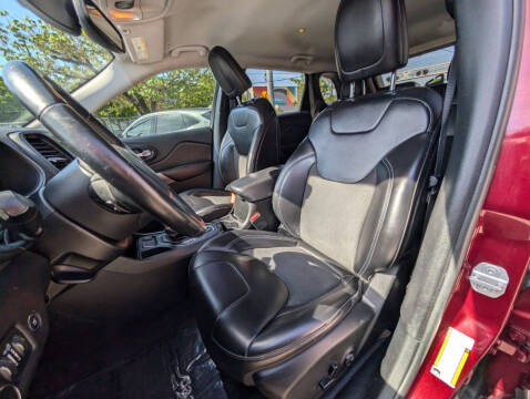 2019 Jeep Cherokee Latitude Plus