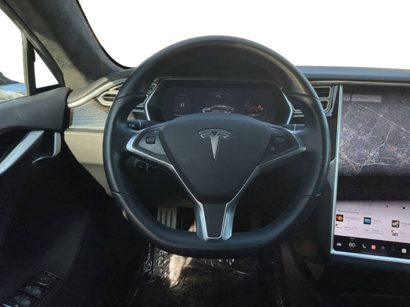 2016 Tesla Model S 70