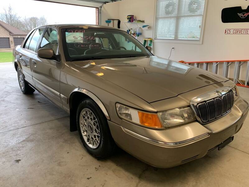 2001 Mercury Grand Marquis for sale at G & G Auto Sales in Steubenville OH