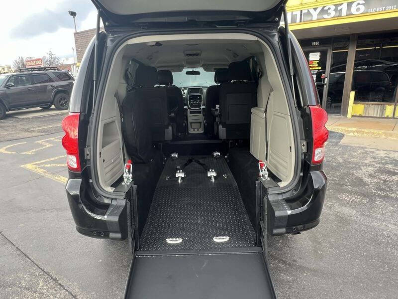 2017 Dodge Grand Caravan SE