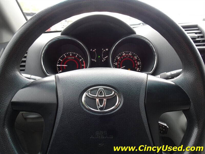 2011 Toyota Highlander SE