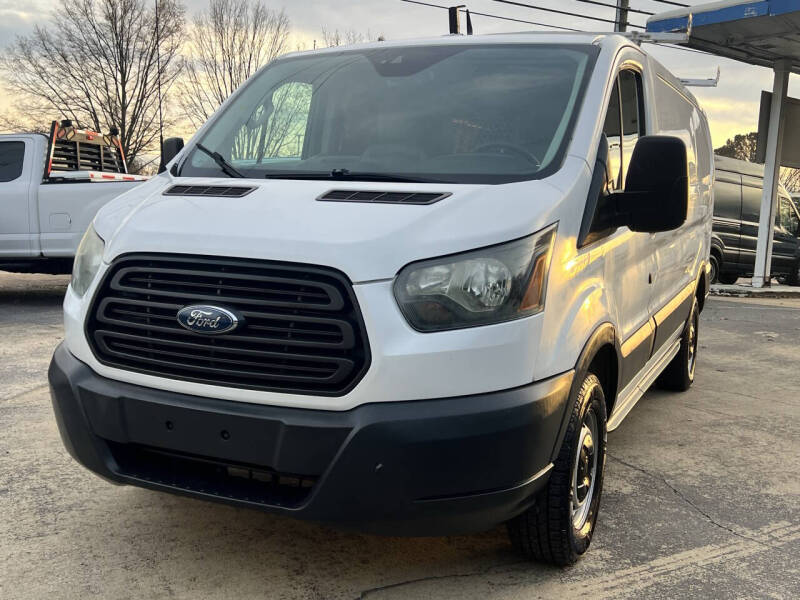 2016 Ford Transit Base