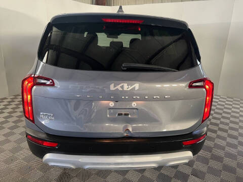 2022 Kia Telluride LX