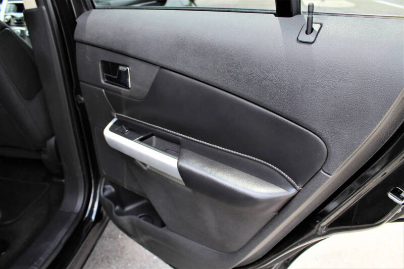 2013 Ford Edge SE