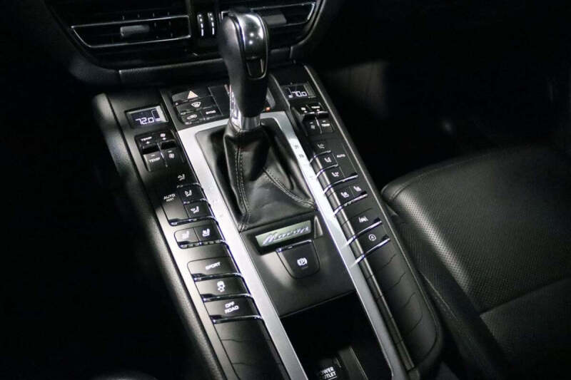 2020 Porsche Macan