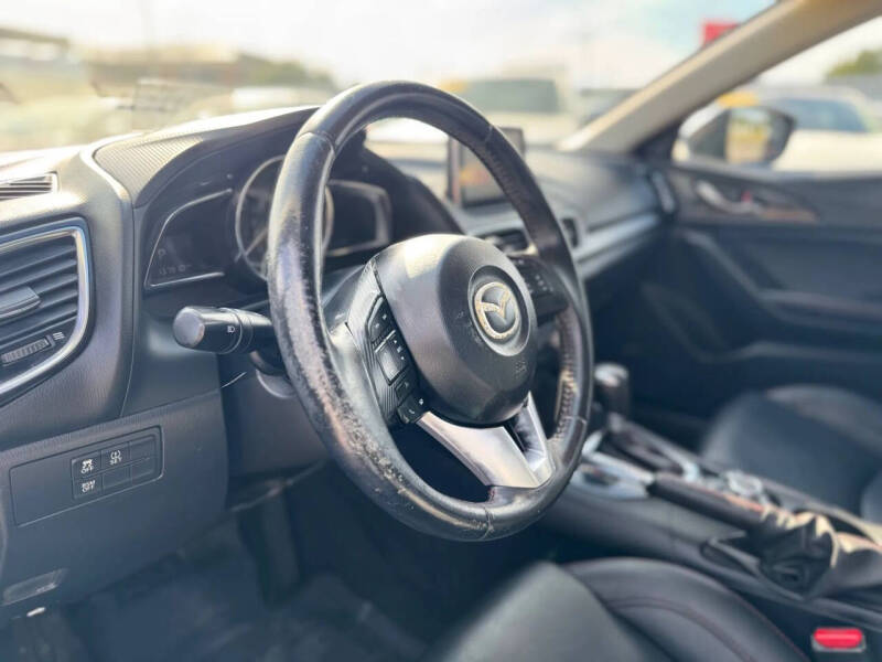 2015 Mazda MAZDA3 s Touring