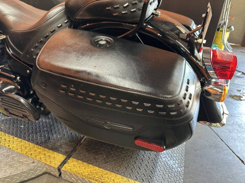 2018 Harley-Davidson FLHC - Softail Heritage