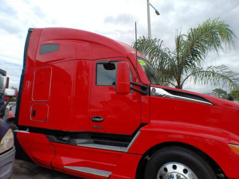 2023 Kenworth T680