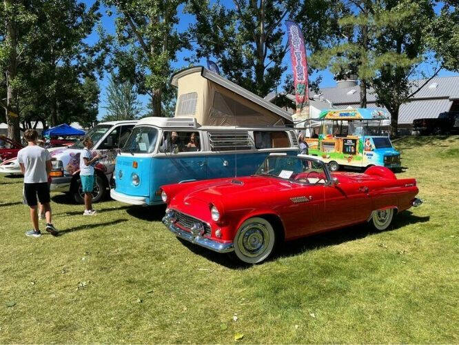1956 Ford Thunderbird