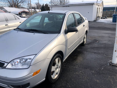 2006 Ford Focus for sale at Mike Hunter Auto Sales in Terre Haute IN
