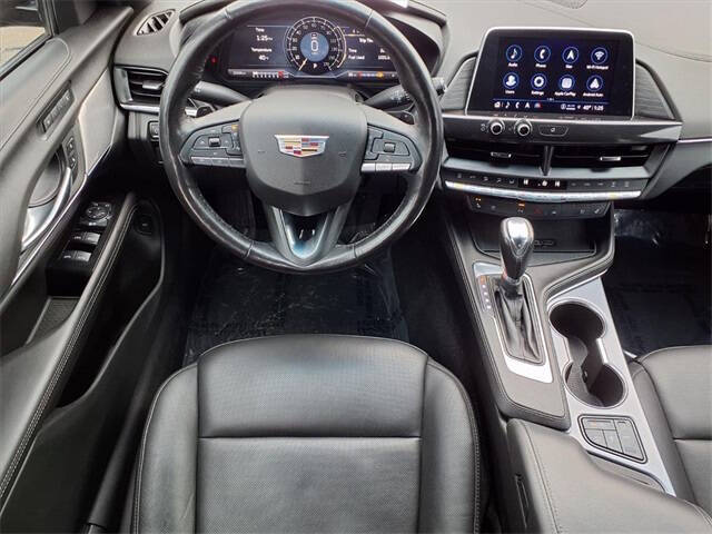 2023 Cadillac CT4 Premium Luxury