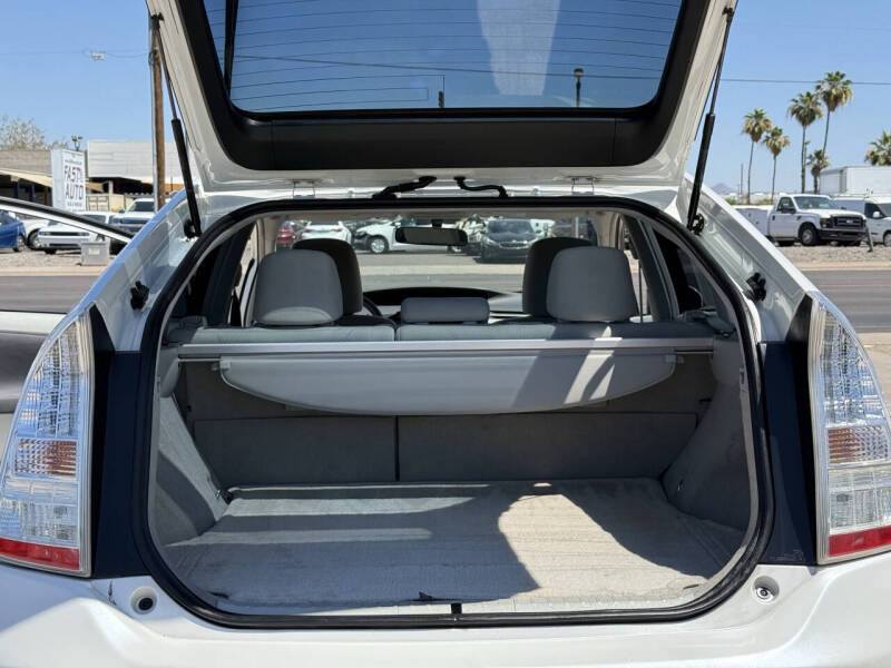 2010 Toyota Prius III