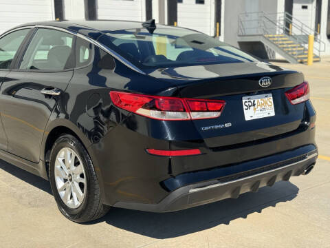 2019 Kia Optima LX