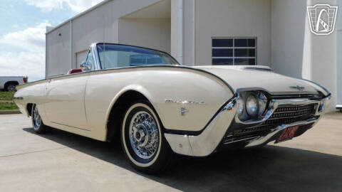 1962 Ford Thunderbird