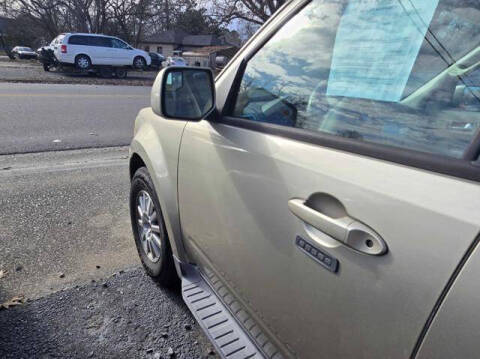 2011 Mercury Mariner Premier I4