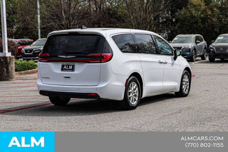 2024 Chrysler Pacifica Touring L